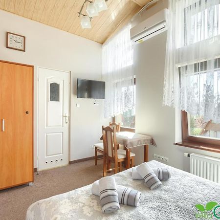 Willa Garden 60M Od Plazy Устроне-Морське Екстер'єр фото